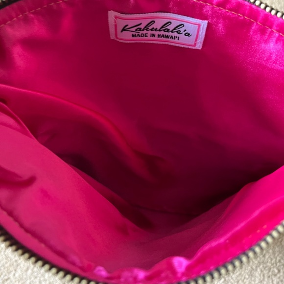 Kahulalea vinyl/fabric zippered pouch purse clutch - Picture 3 of 5